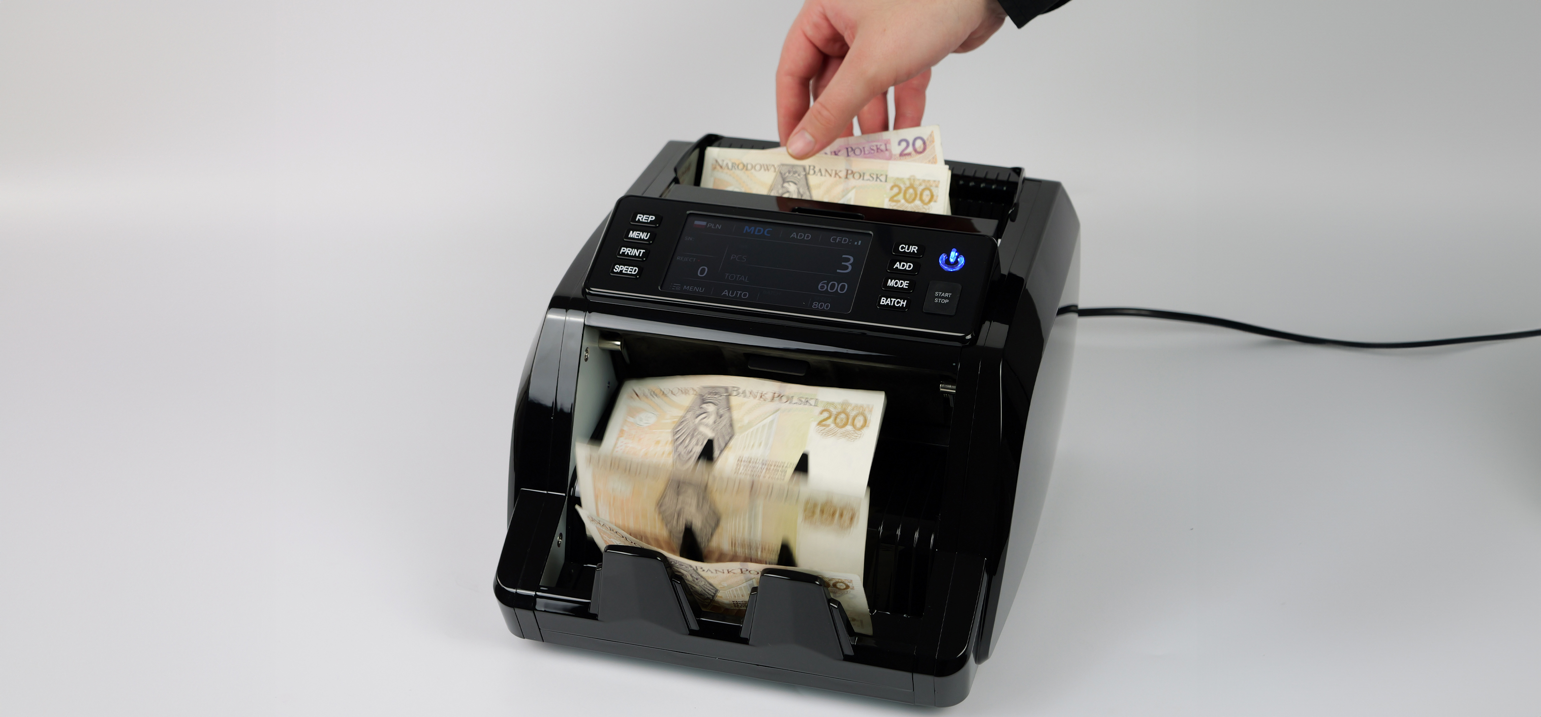 Nowoczesna liczarka gotówki FiscalFlow-2012 z intuicyjnym panelem sterowania
