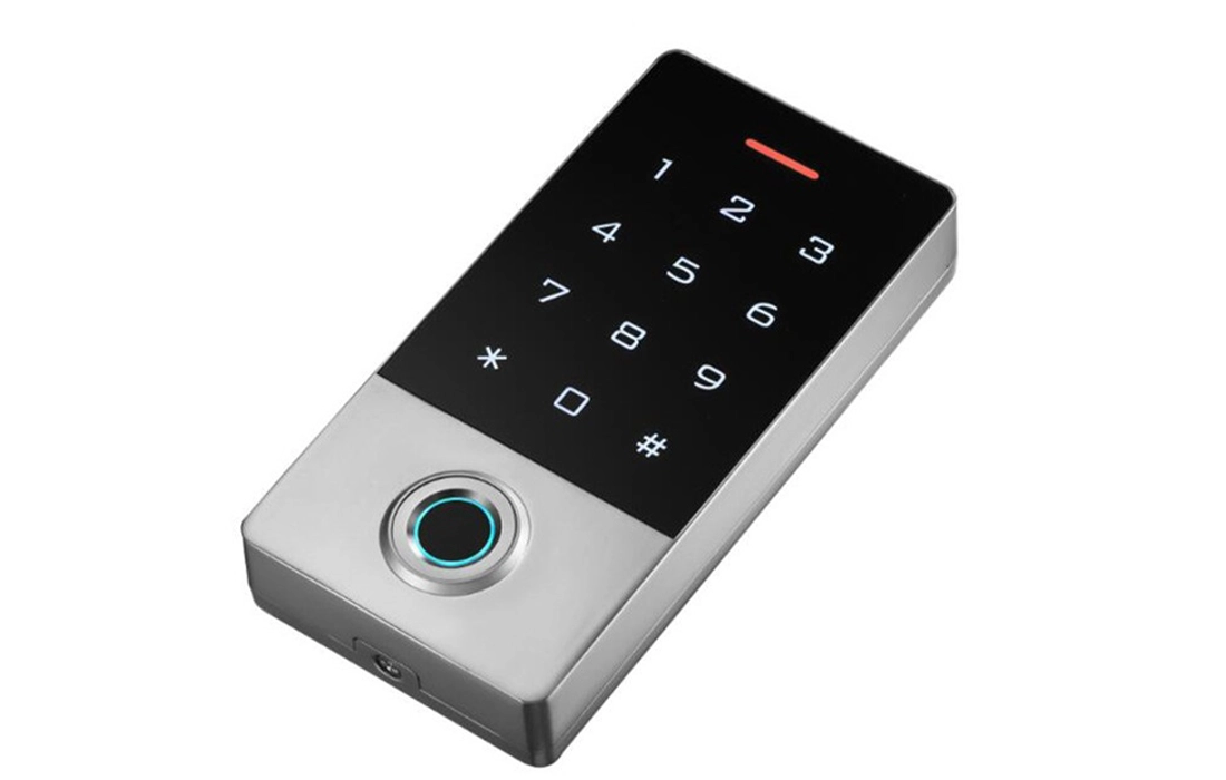Système de contrôle d'accès par carte à empreintes digitales RFID SecureEntry-AC600