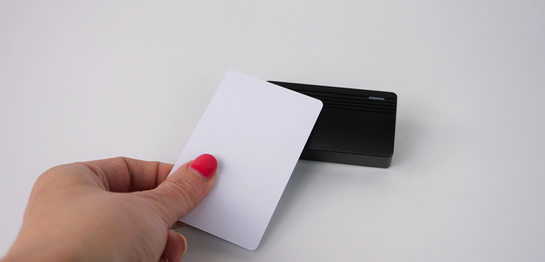 Czytnik kart RFID z kontrolą dostępu firmy HDWR