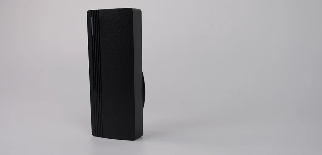 SecureEntry-CR20HF set contents RFID reader with accessories