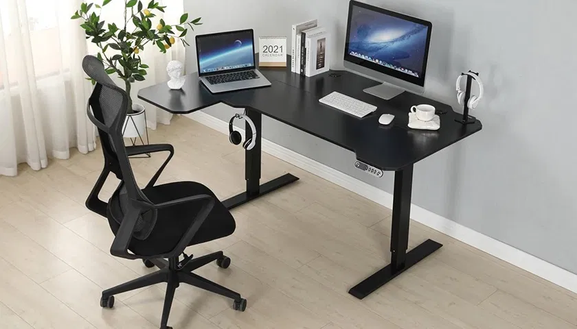 biurko narożne regulowane deskTOP-25W firmy HDWR.