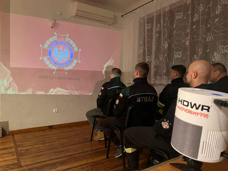 Projektor  do szkoleń młodych strażaków